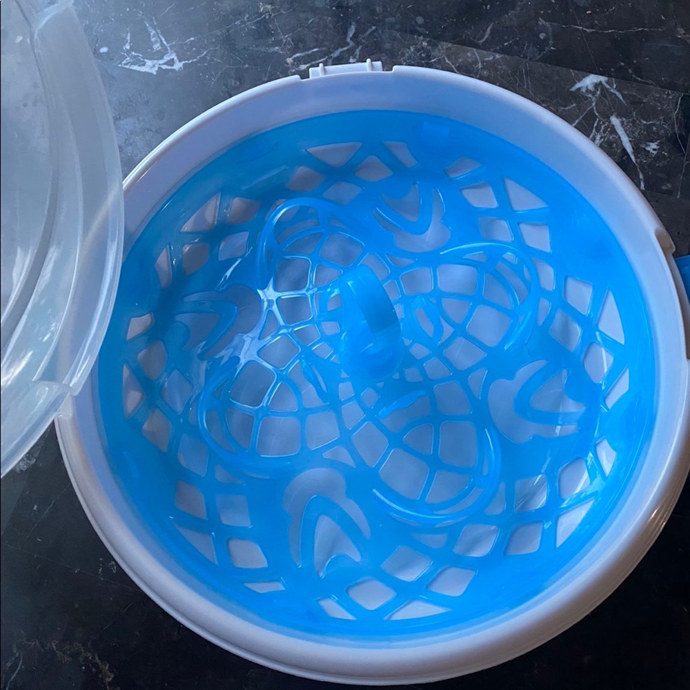 Munchkin sterilizer - Picture 2 of 5
